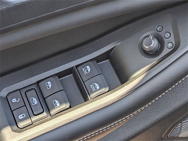 New 2025 Jeep Grand Cherokee Laredo X w/ Luxury Tech Group I image 20