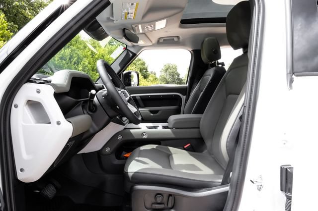 New 2026 Land Rover Defender 110 S AWD/4WD image 3
