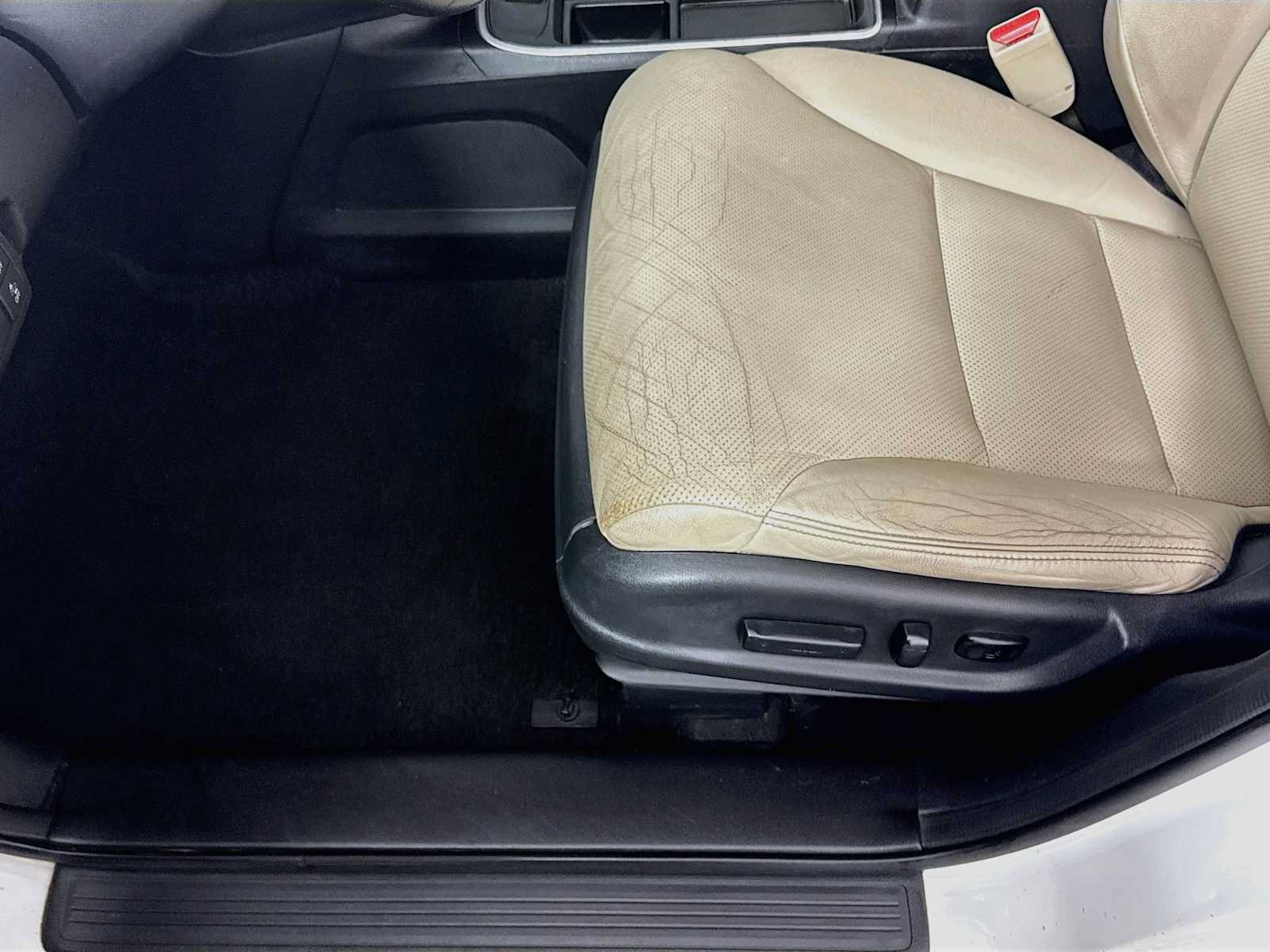 Used 2015 Honda CR-V Touring image 18
