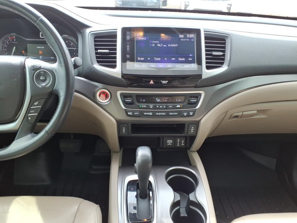Used 2017 Honda Pilot EX-L image 13