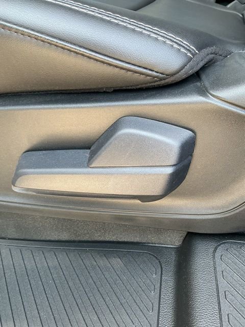 Used 2024 Ford Explorer XLT w/ Equipment Group 202A image 20