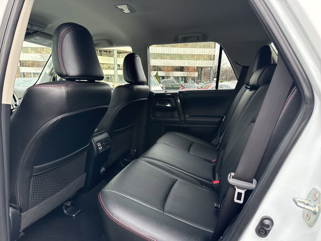 Used 2024 Toyota 4Runner TRD Off-Road Premium image 32