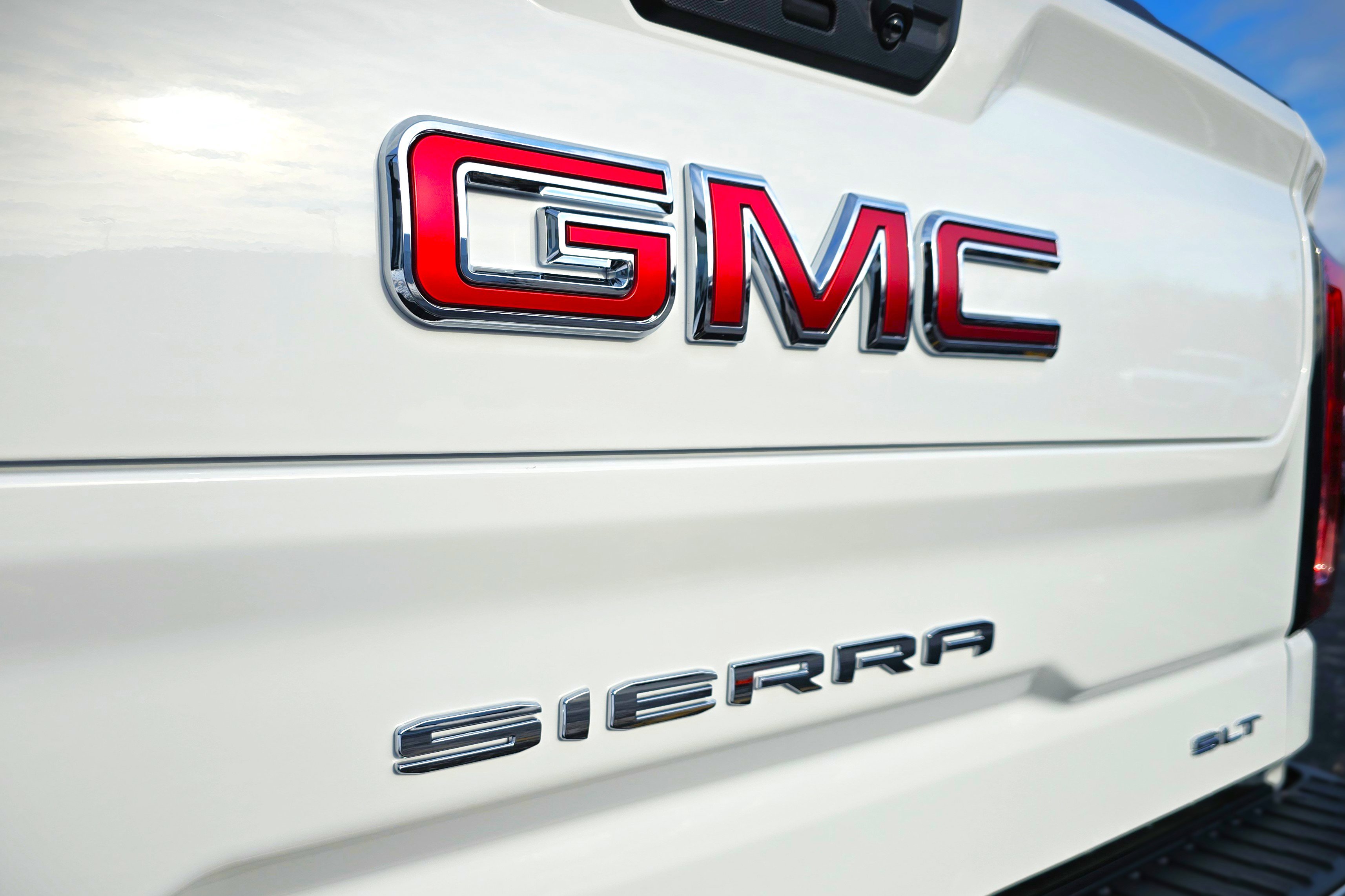 New 2026 GMC Sierra 1500 SLT w/ SLT Premium Plus Package image 31