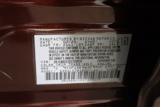 Used 2025 Nissan Sentra SV FWD image 34