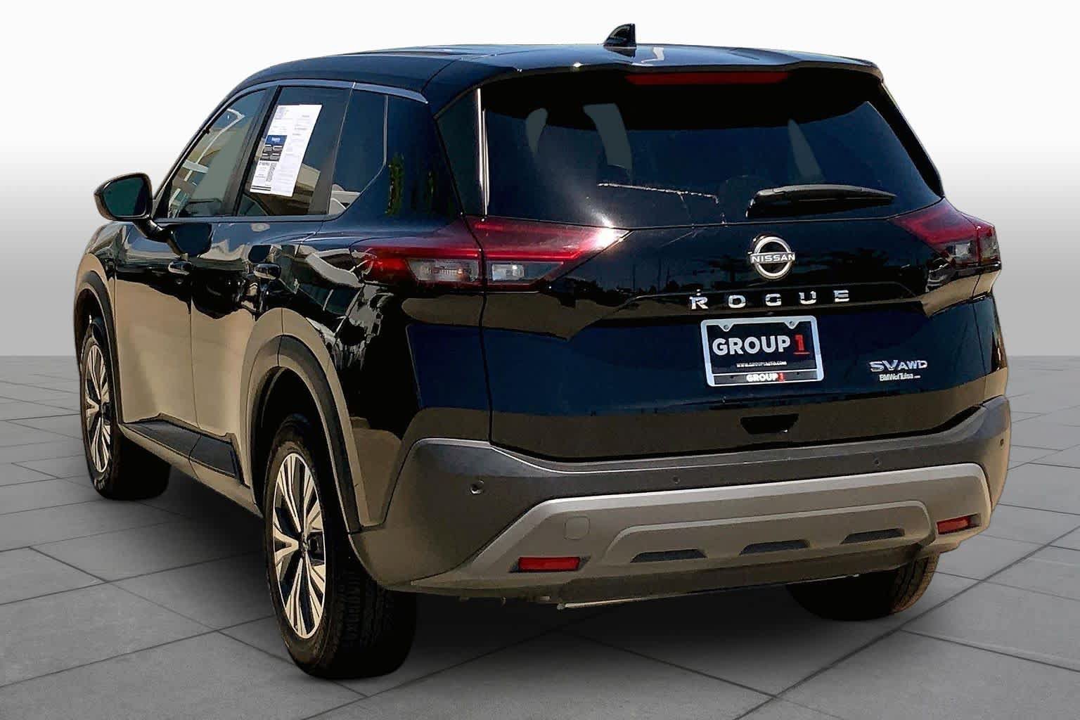 Used 2023 Nissan Rogue SV AWD/4WD image 11