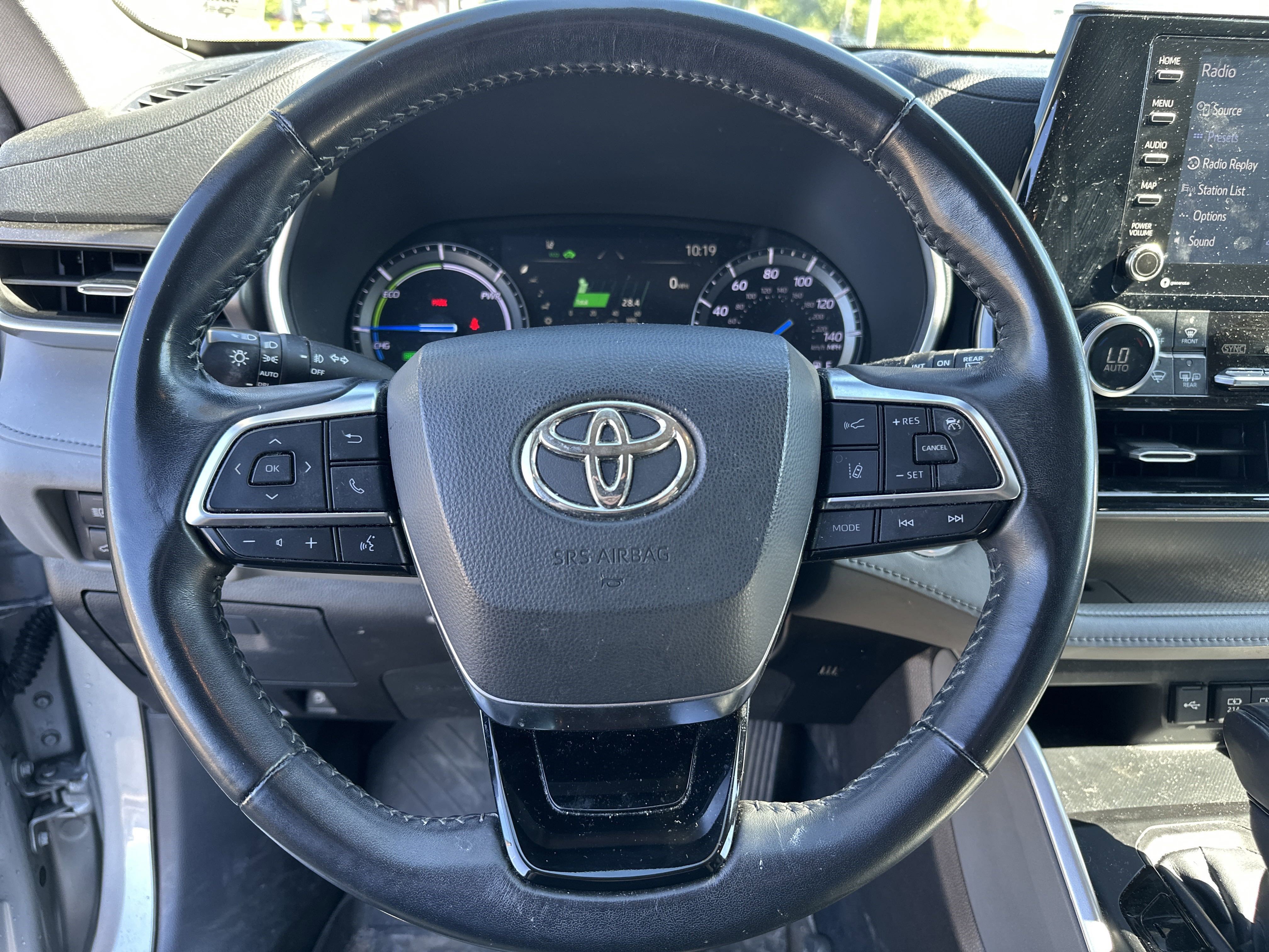 Certified 2020 Toyota Highlander XLE image 16
