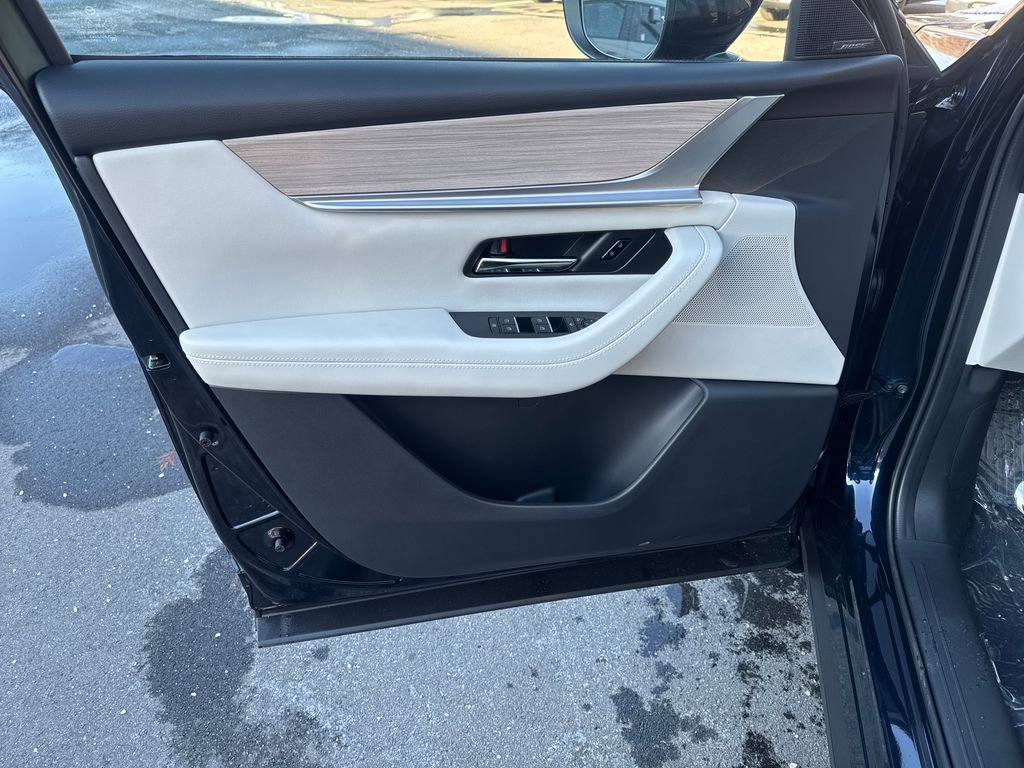 New 2025 MAZDA CX-90 Plug-In Hybrid w/ Premium Plus image 23