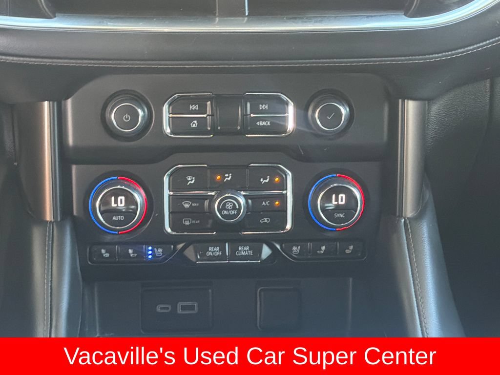Used 2024 Chevrolet Tahoe High Country AWD/4WD image 18