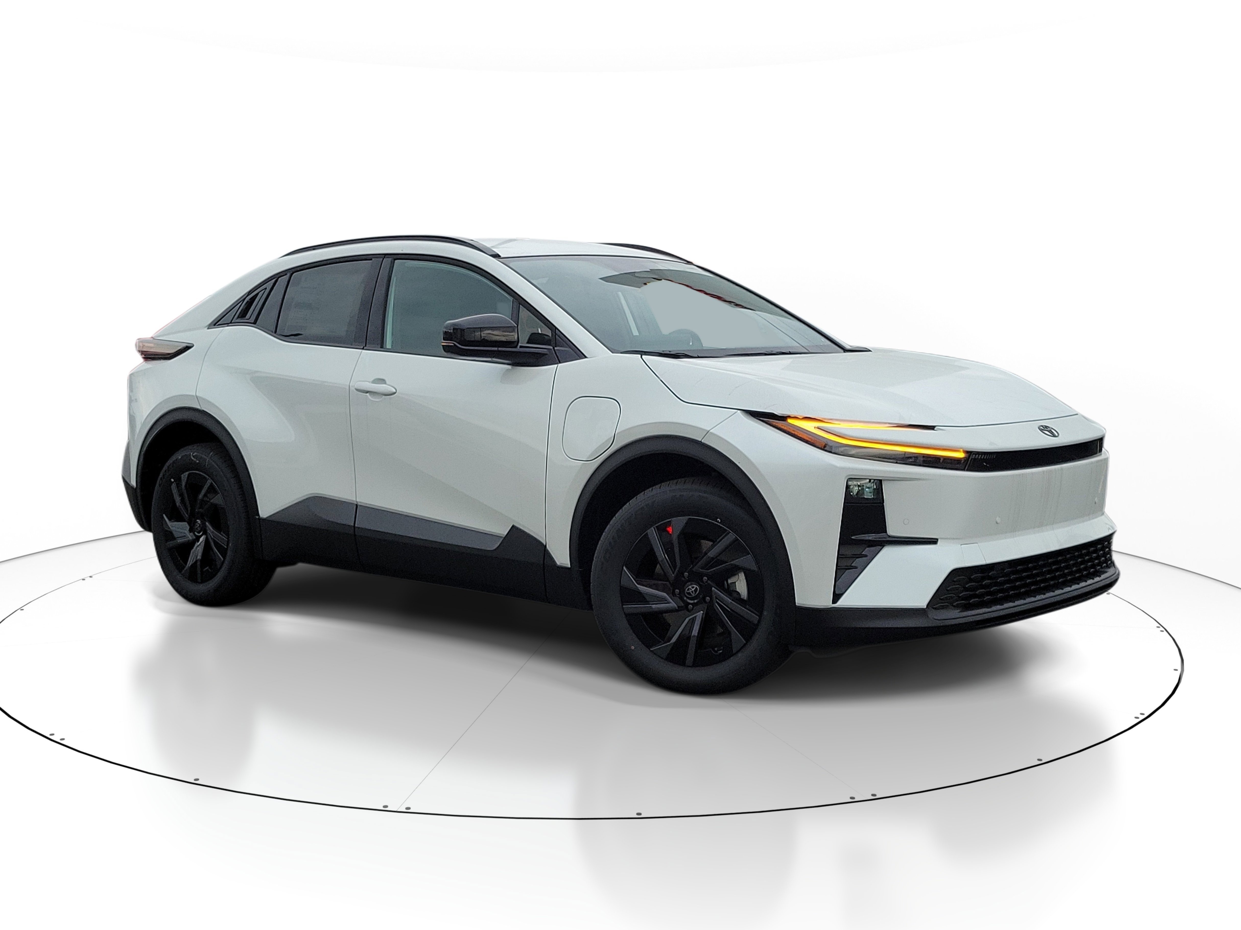 New 2026 Toyota C-HR AWD/4WD 360° Tour