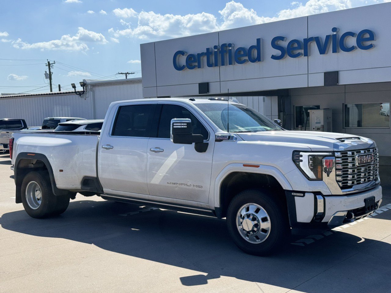 Used 2024 GMC Sierra 3500 Denali w/ Denali Reserve Package AWD/4WD video 1