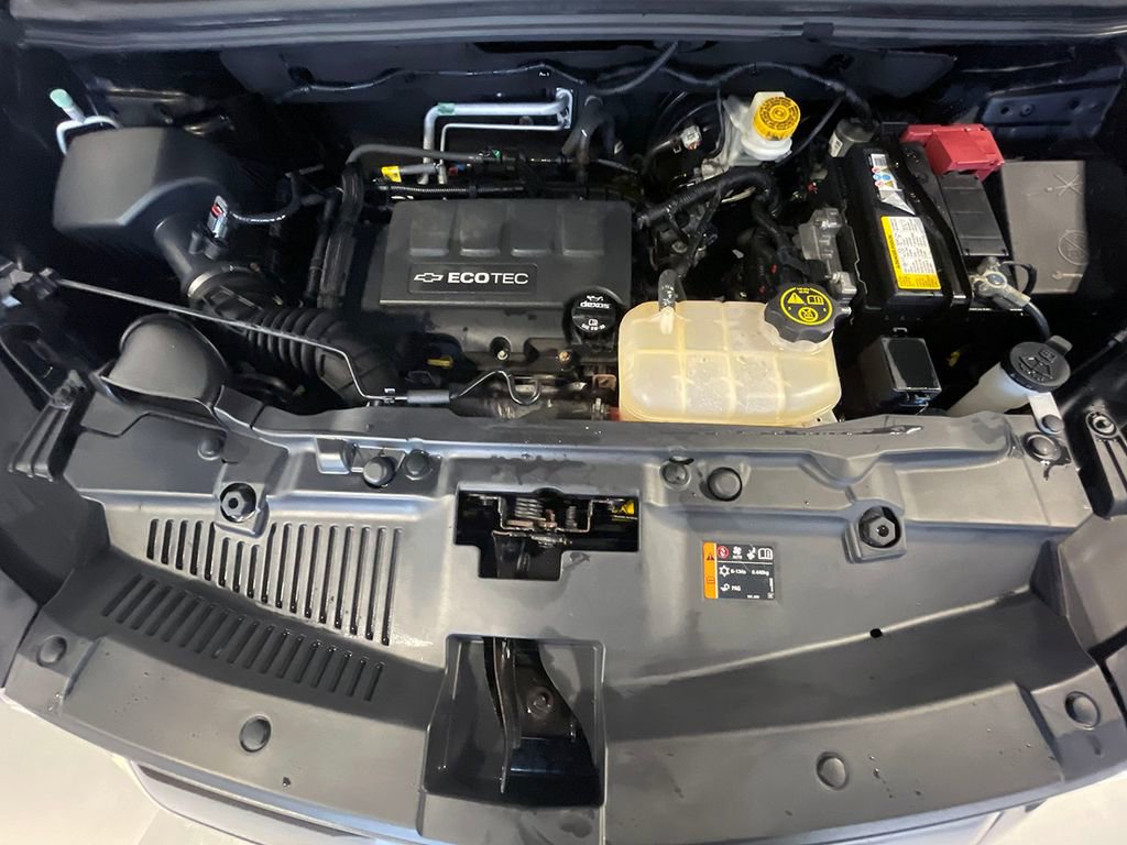 Used 2019 Chevrolet Trax LS image 34