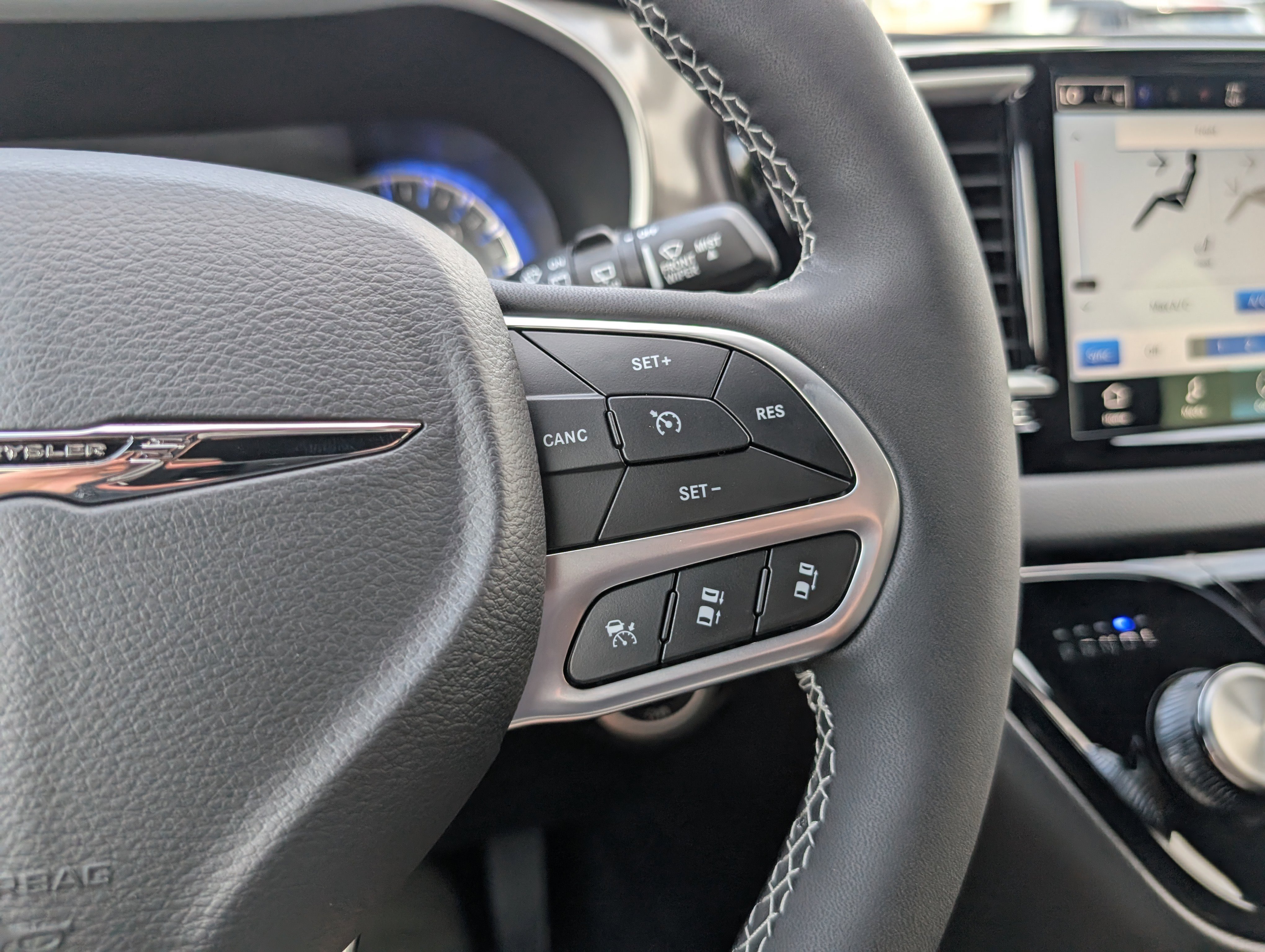 New 2026 Chrysler Voyager LX image 18