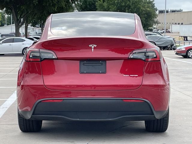 Used 2021 Tesla Model Y Long Range AWD/4WD image 5