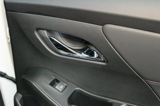 Used 2023 Chevrolet Traverse RS w/ LPO, Floor Liner Package image 10