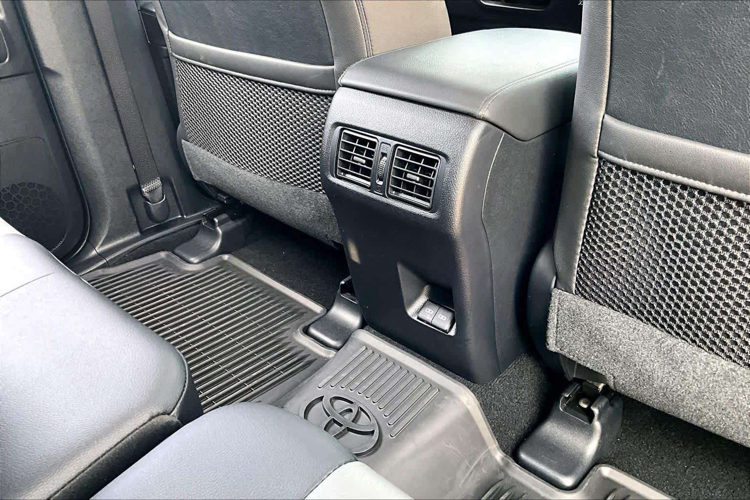 Used 2023 Toyota 4Runner SR5 Premium w/ Moonroof Package AWD/4WD image 10