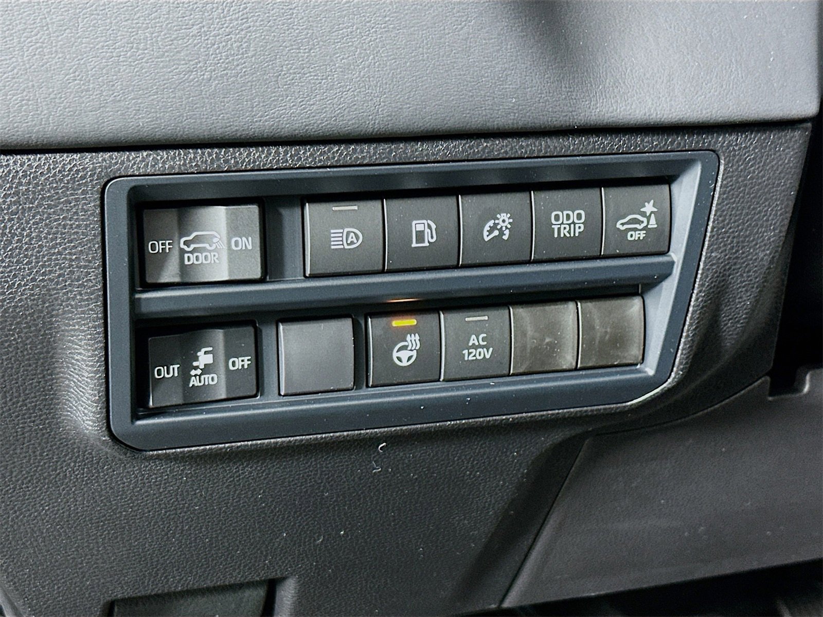 New 2026 Toyota Sequoia Platinum image 10