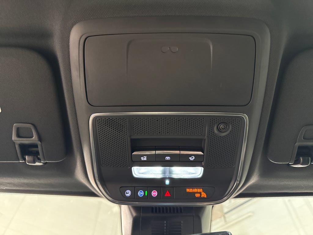 New 2027 Chevrolet Equinox RS w/ Safety and Technology Package AWD/4WD image 24