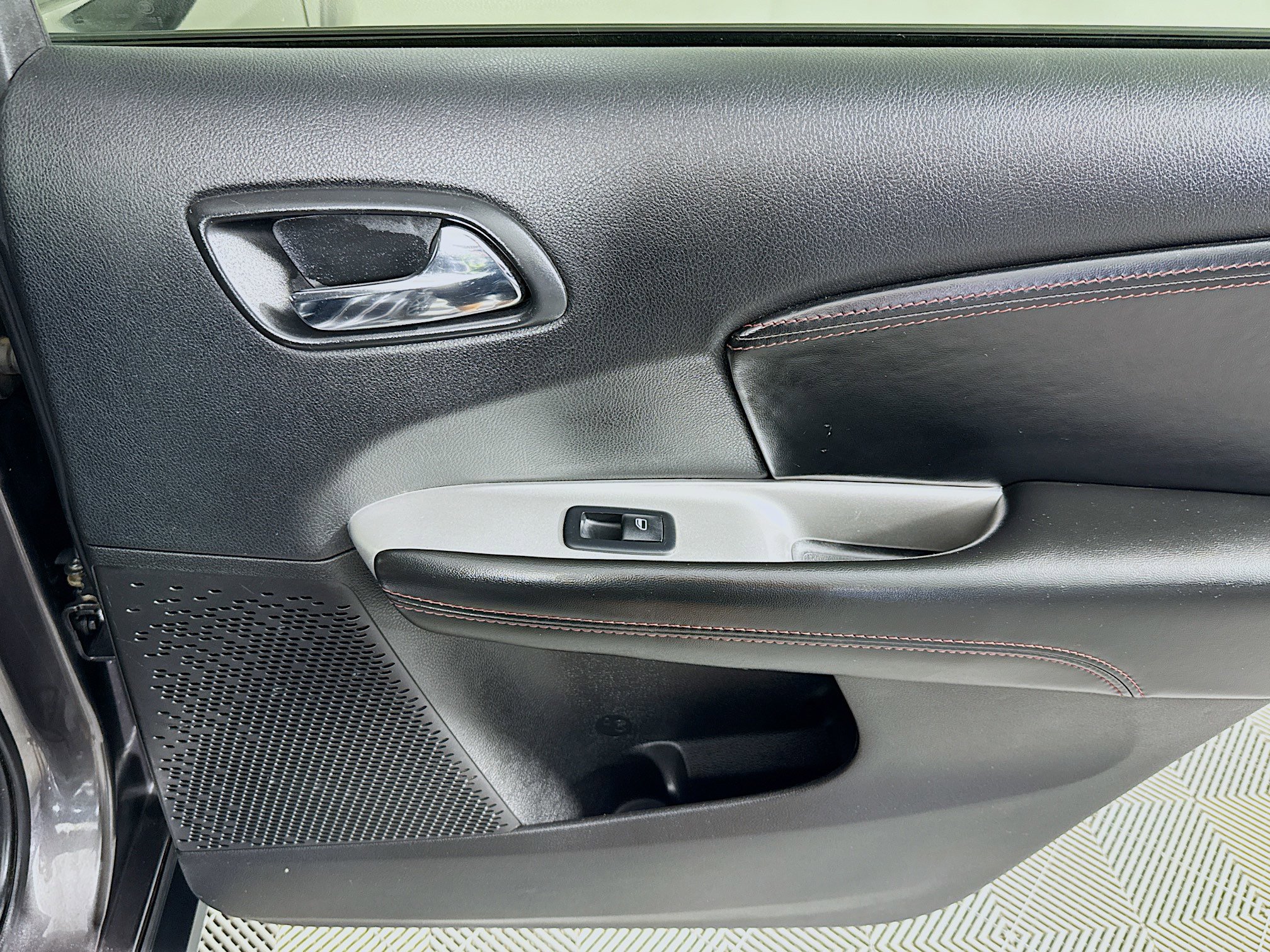 Used 2018 Dodge Journey GT w/ Nav & Sun Group image 27