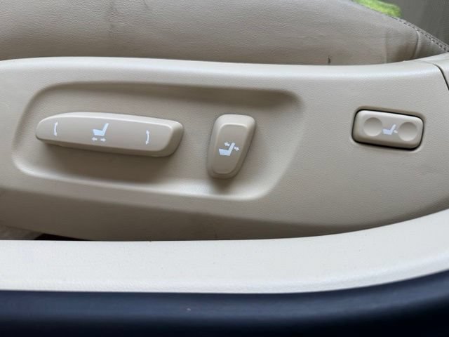 Used 2010 Lexus ES 350 FWD image 14