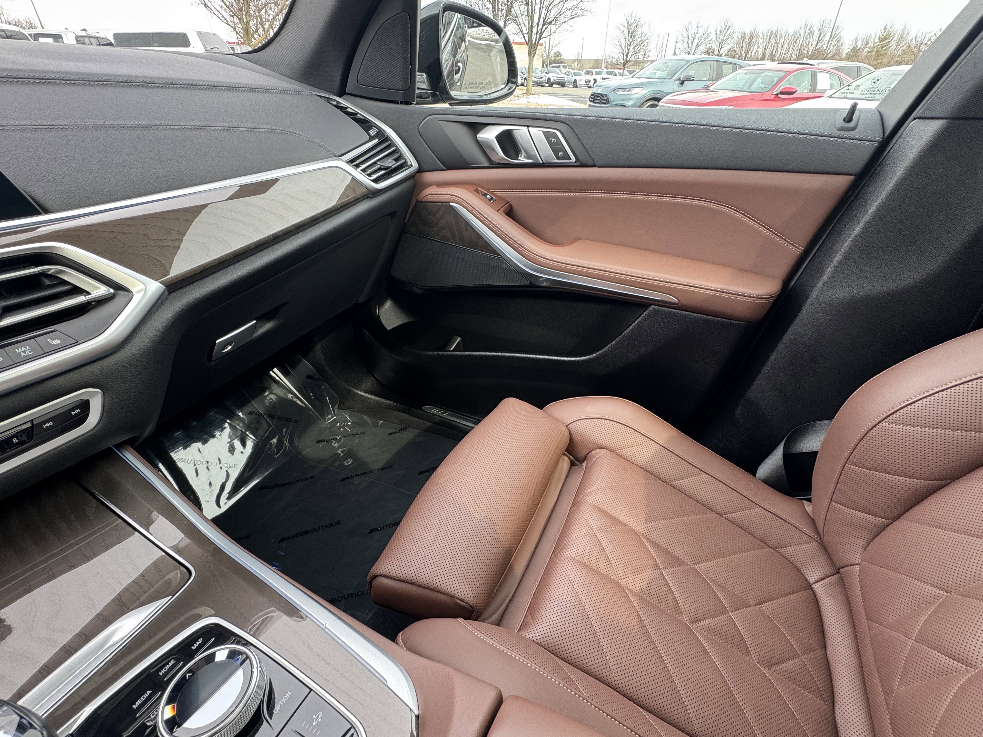 Used 2023 BMW X5 xDrive45e w/ Executive Package image 39