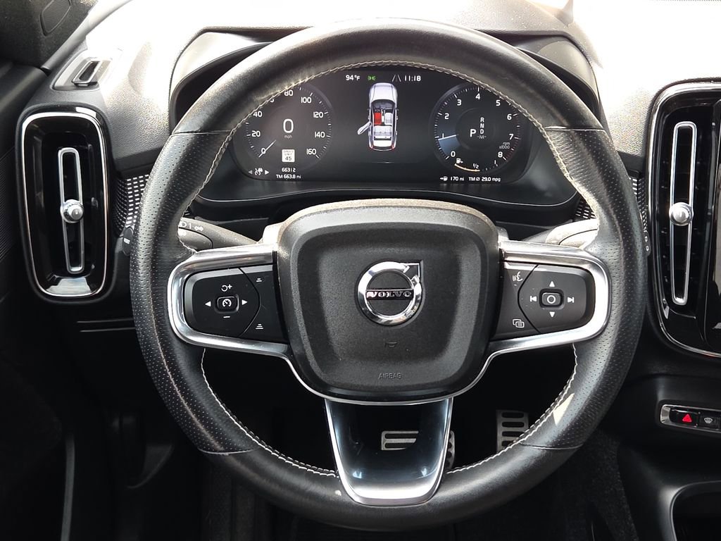 Used 2021 Volvo XC40 T5 R-Design w/ Advanced Package image 14