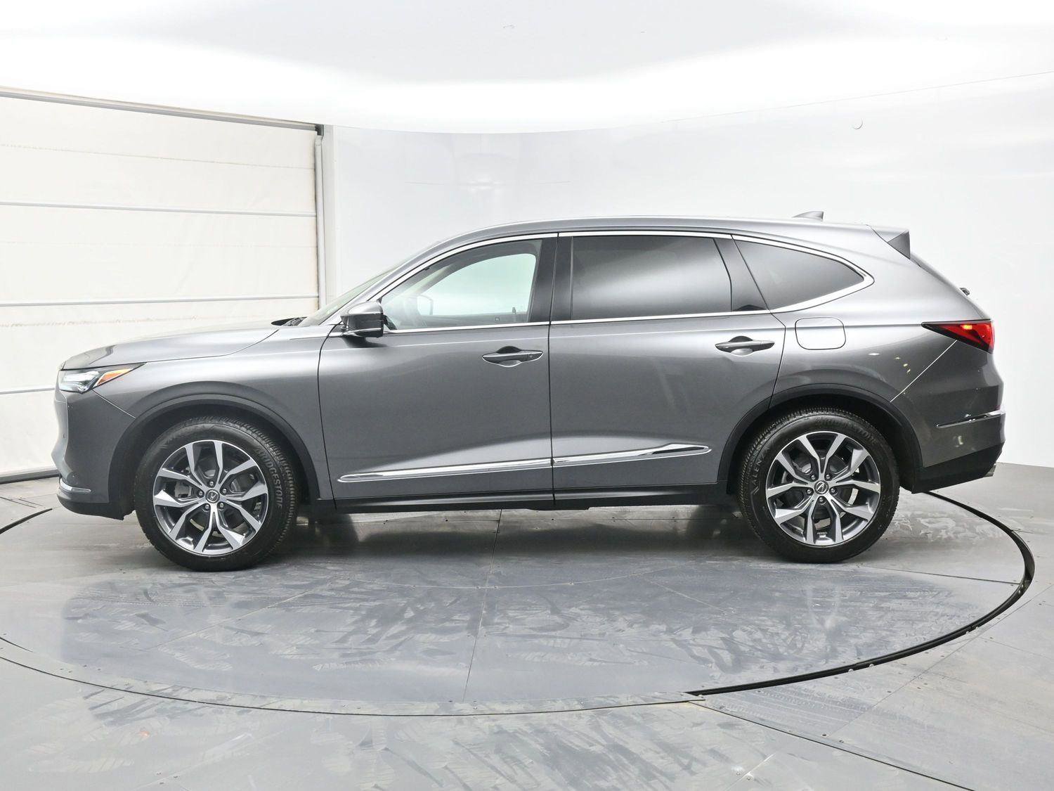 Used 2024 Acura MDX SH-AWD w/ Technology Package image 27