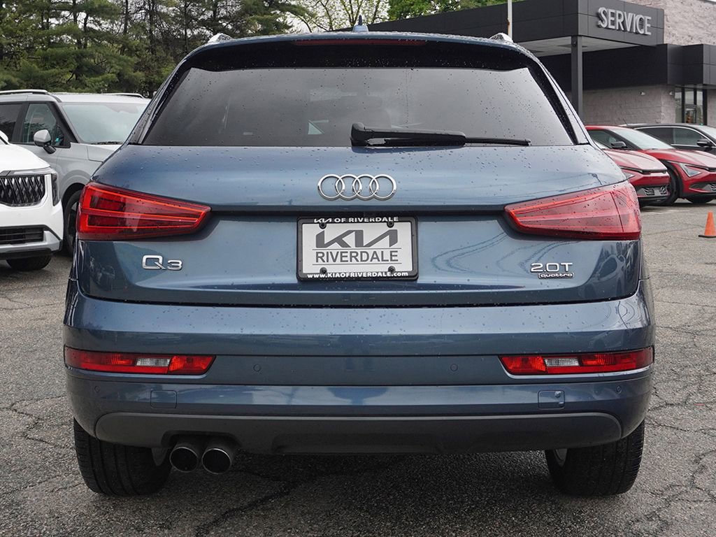 Used 2018 Audi Q3 2.0T Premium Plus w/ Premium Plus Package AWD/4WD image 12