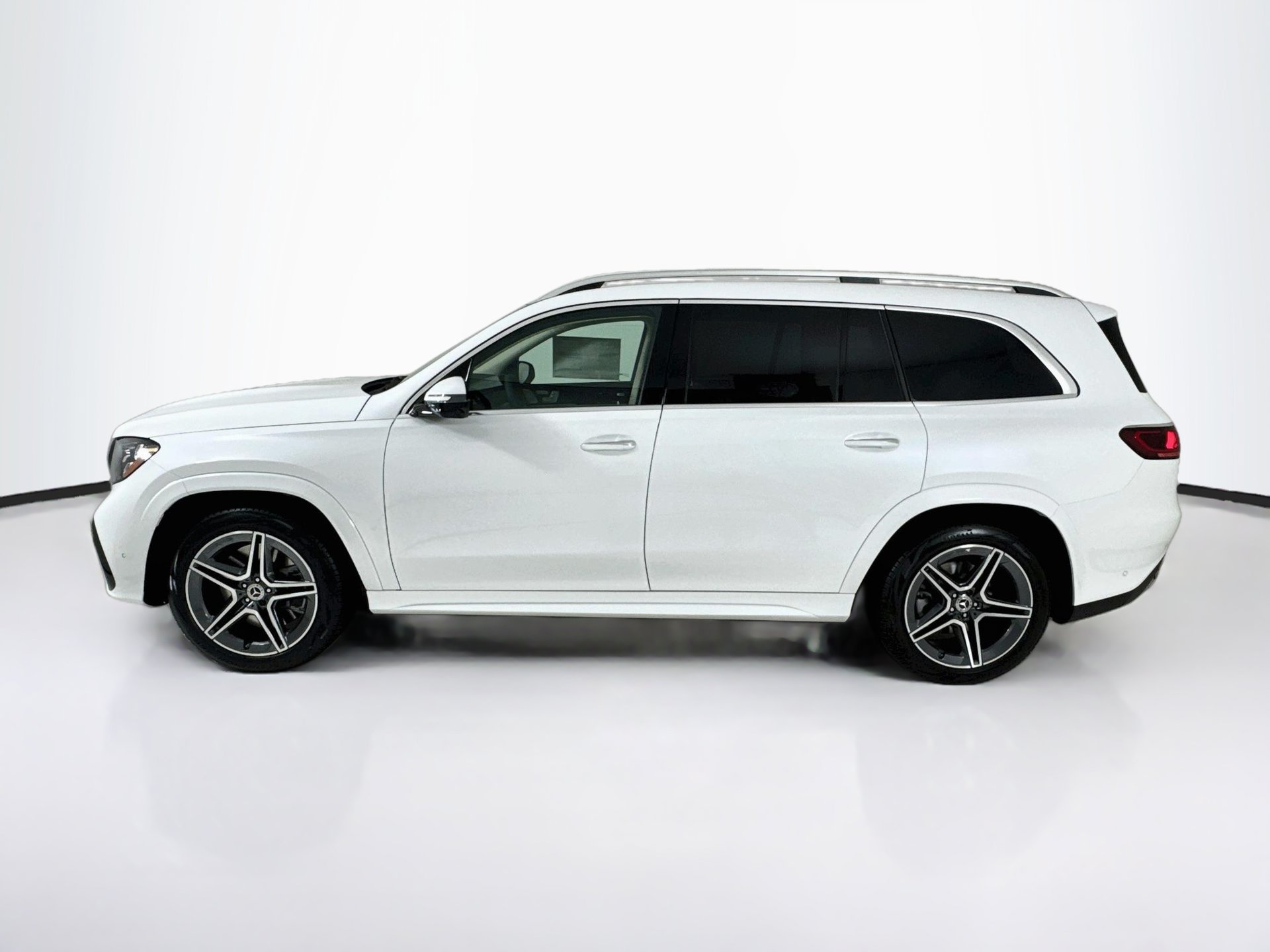 New 2027 Mercedes-Benz GLS 450 4MATIC image 5