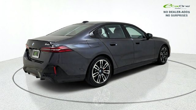 Used 2026 BMW 540i xDrive w/ Executive Package AWD/4WD image 9
