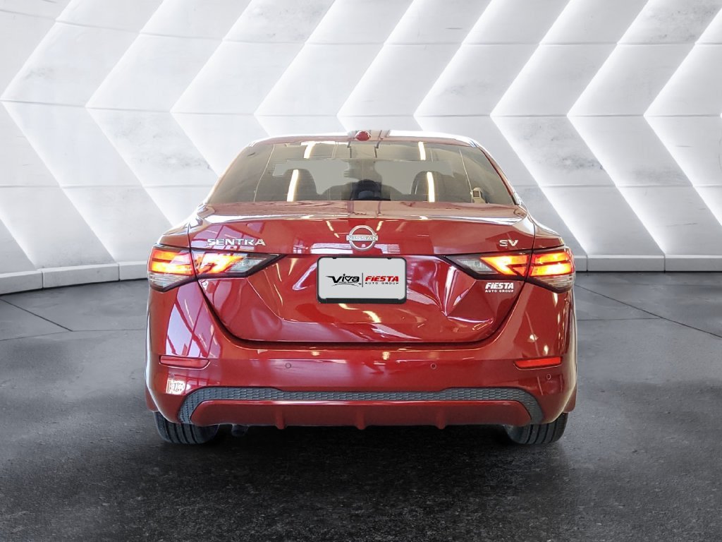 Used 2024 Nissan Sentra SV w/ SV Premium Package FWD image 5