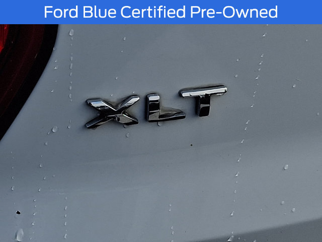 Used 2018 Ford Explorer XLT w/ Equipment Group 202A AWD/4WD image 38