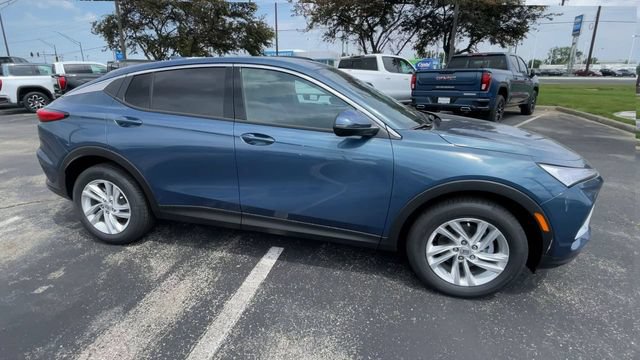 New 2026 Buick Envista Sport Touring w/ Convenience I Package FWD image 3
