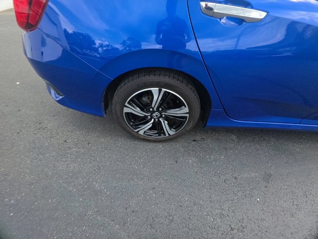 Used 2016 Honda Civic Touring image 10