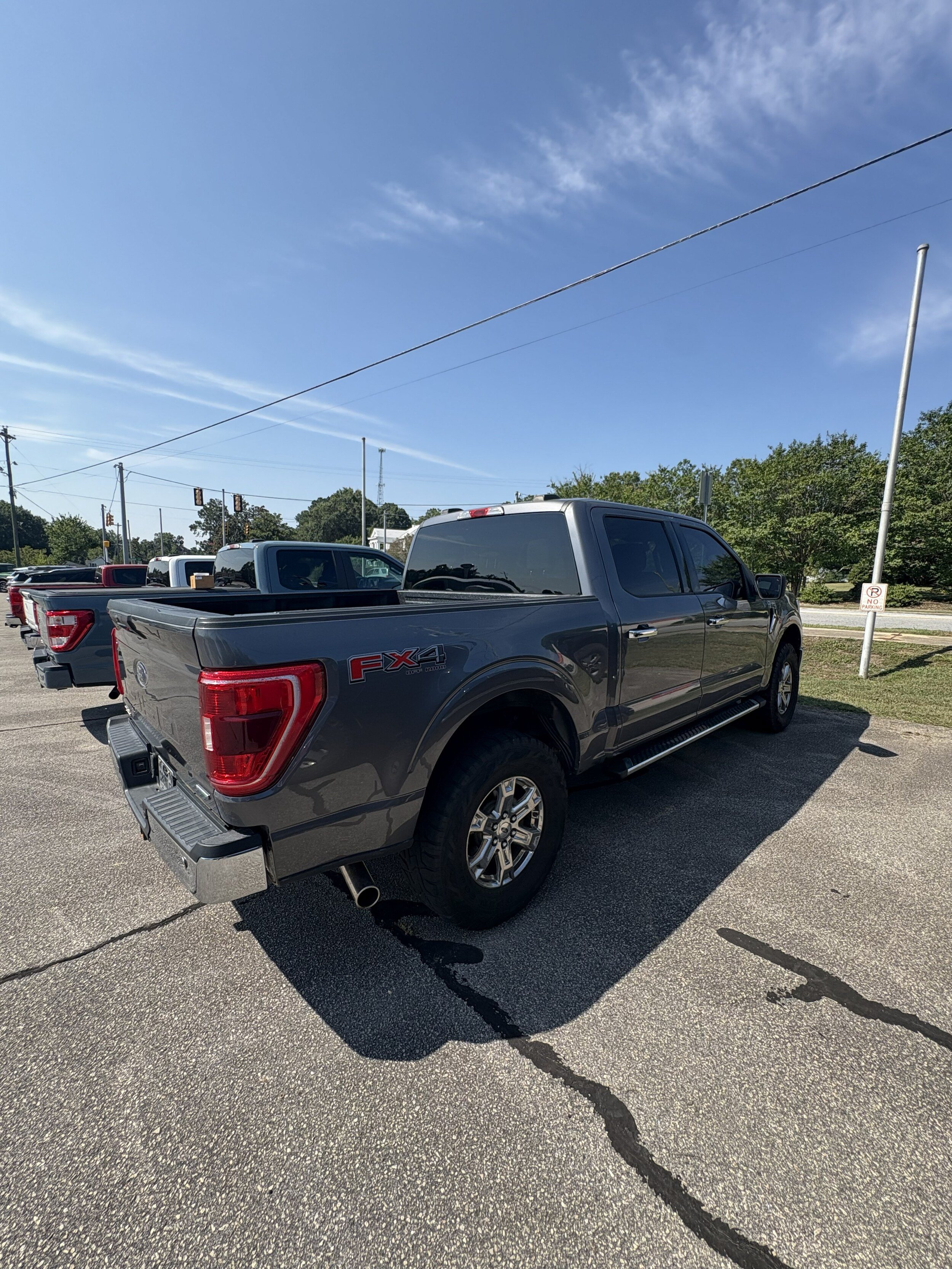Used 2022 Ford F150 XLT w/ Equipment Group 301A Mid AWD/4WD image 5