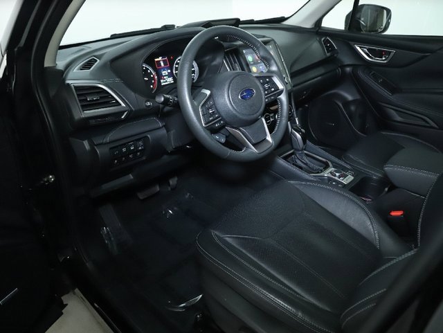 Used 2023 Subaru Forester Touring image 18
