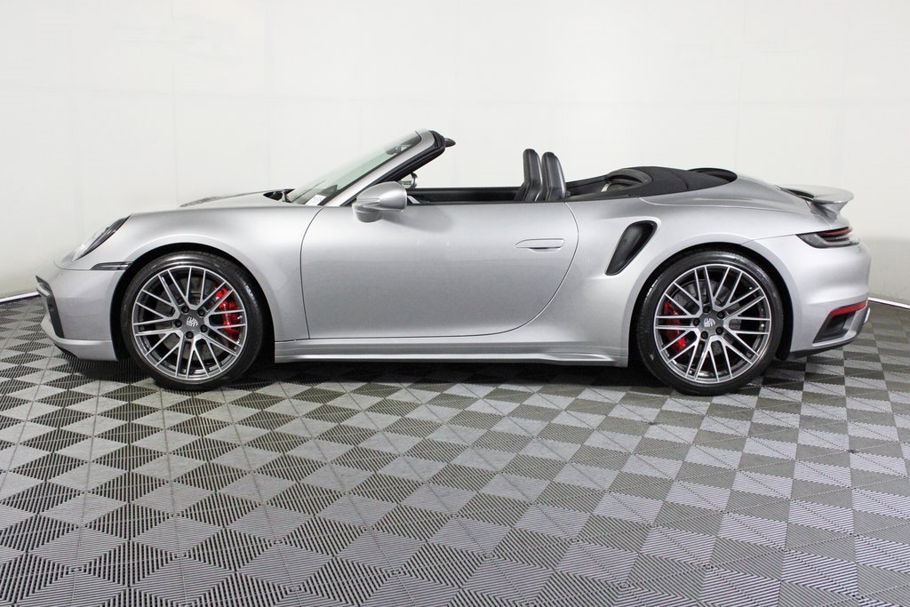 Used 2021 Porsche 911 Turbo image 2