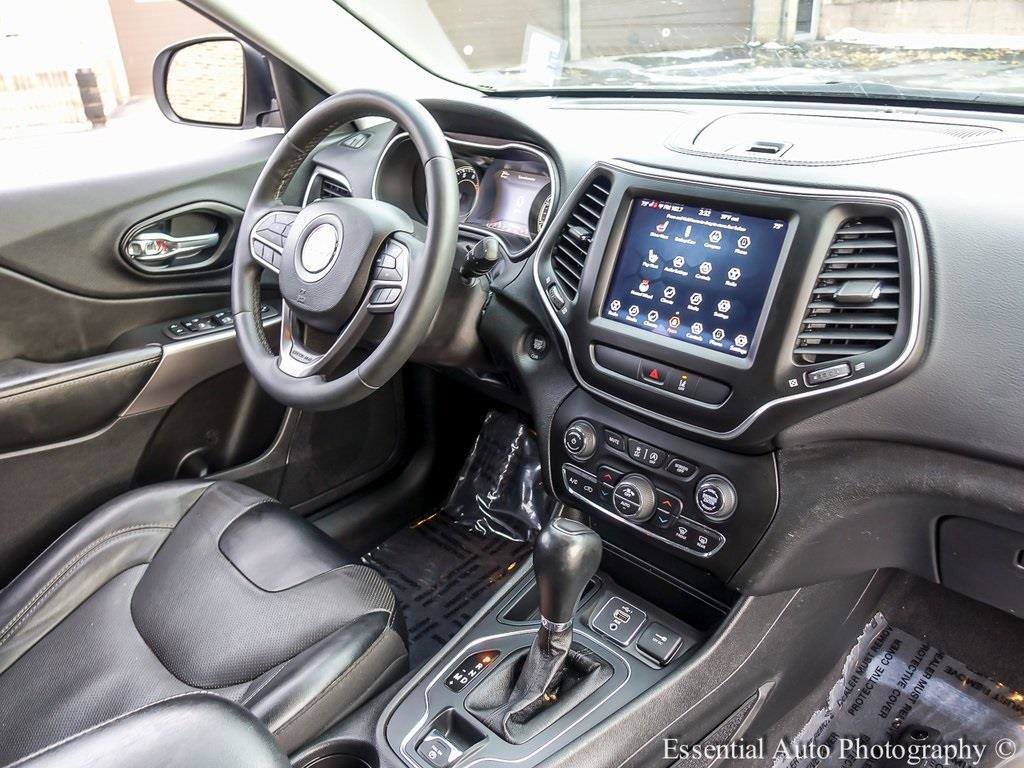 Used 2022 Jeep Cherokee Latitude Lux w/ Mopar Interior Package image 25