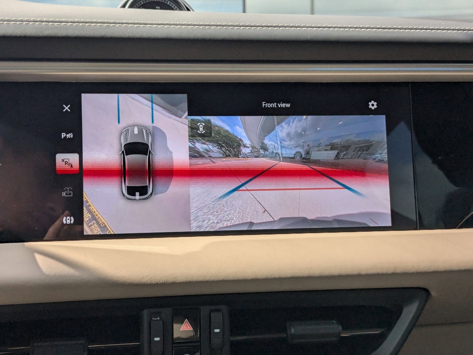 New 2025 Porsche Macan 4S Electric image 17