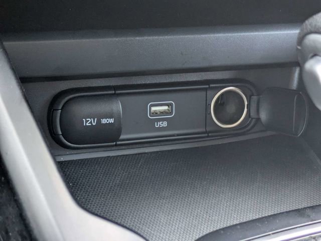 Used 2025 Kia Soul LX FWD image 21