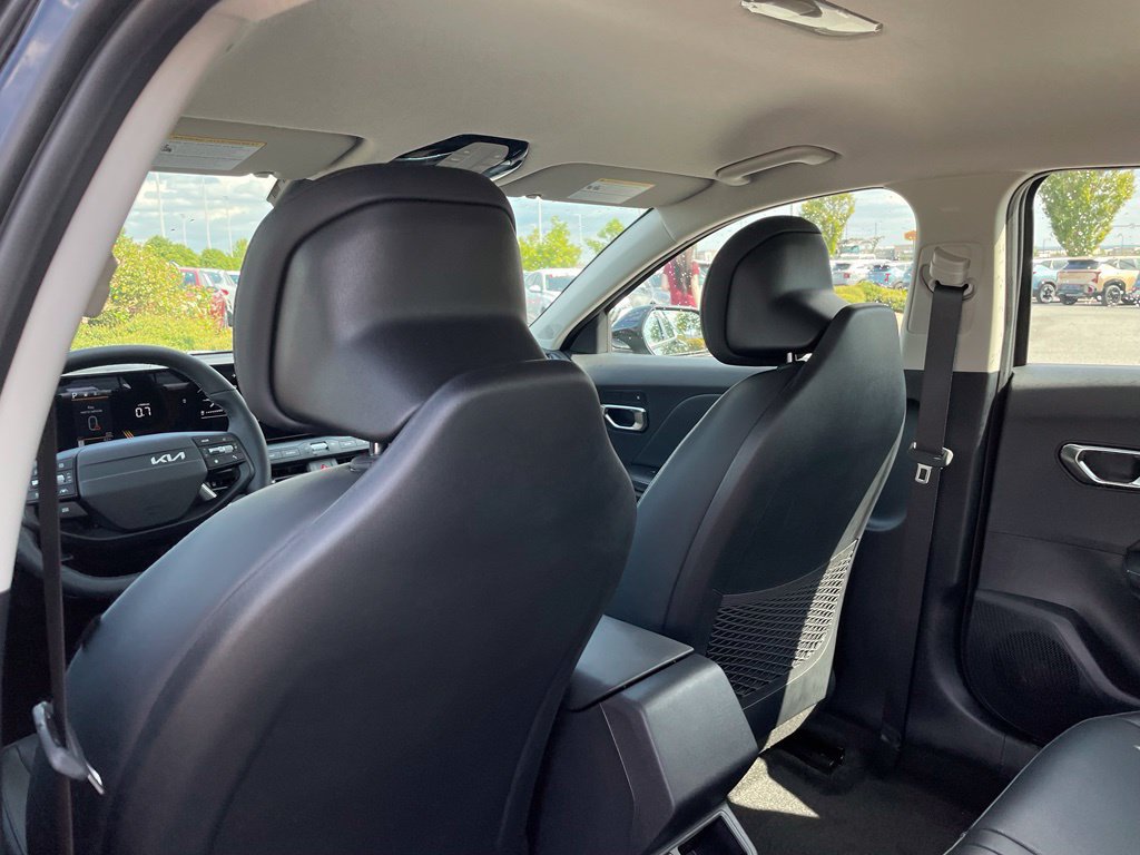 New 2026 Kia K4 EX FWD image 25