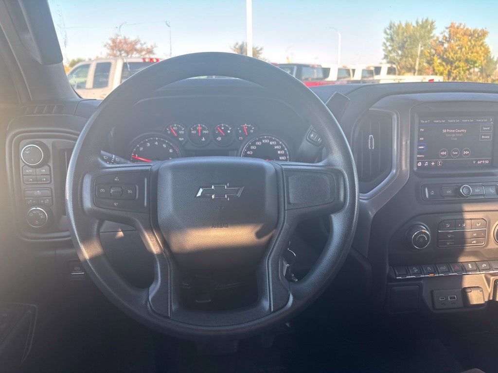 Used 2022 Chevrolet Silverado 1500 Custom Trail Boss w/ LPO, Dark Essentials Package AWD/4WD image 10