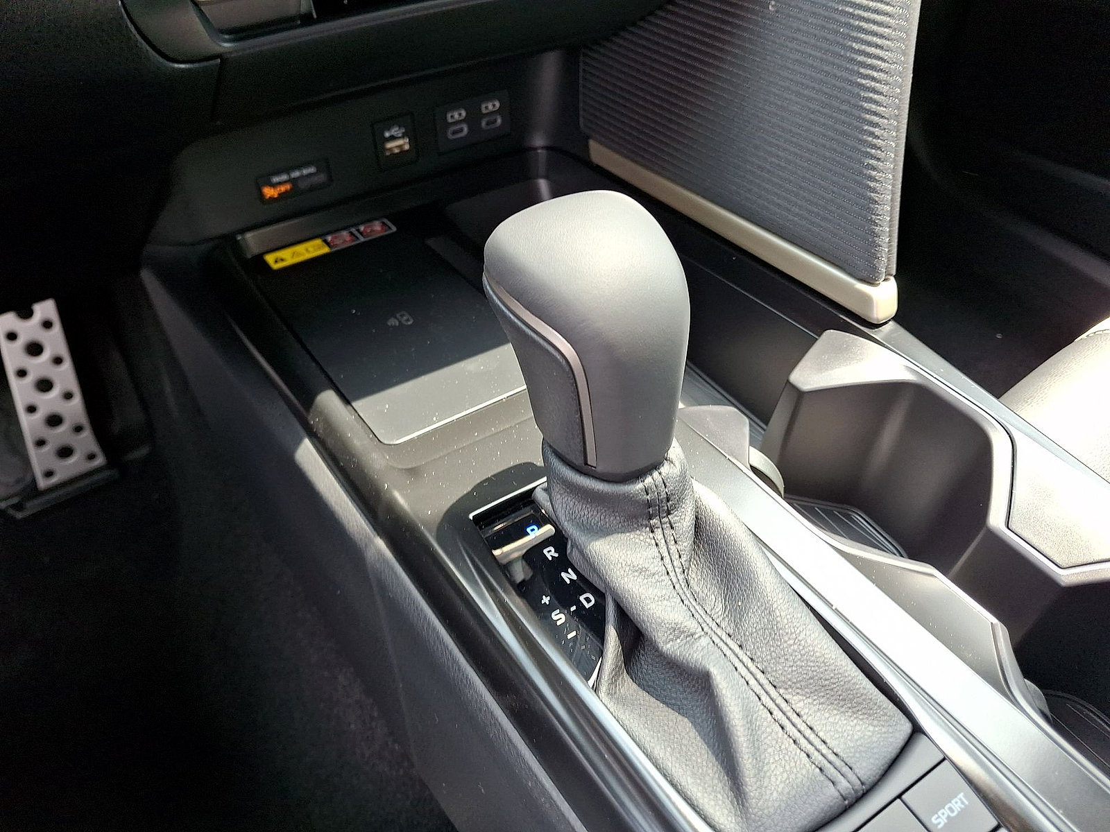 New 2026 Toyota Camry LE AWD/4WD image 15
