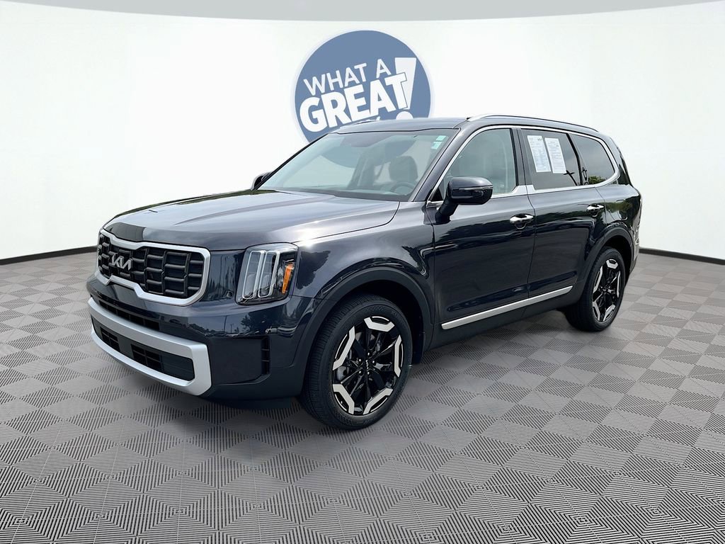 Certified 2025 Kia Telluride S image 1