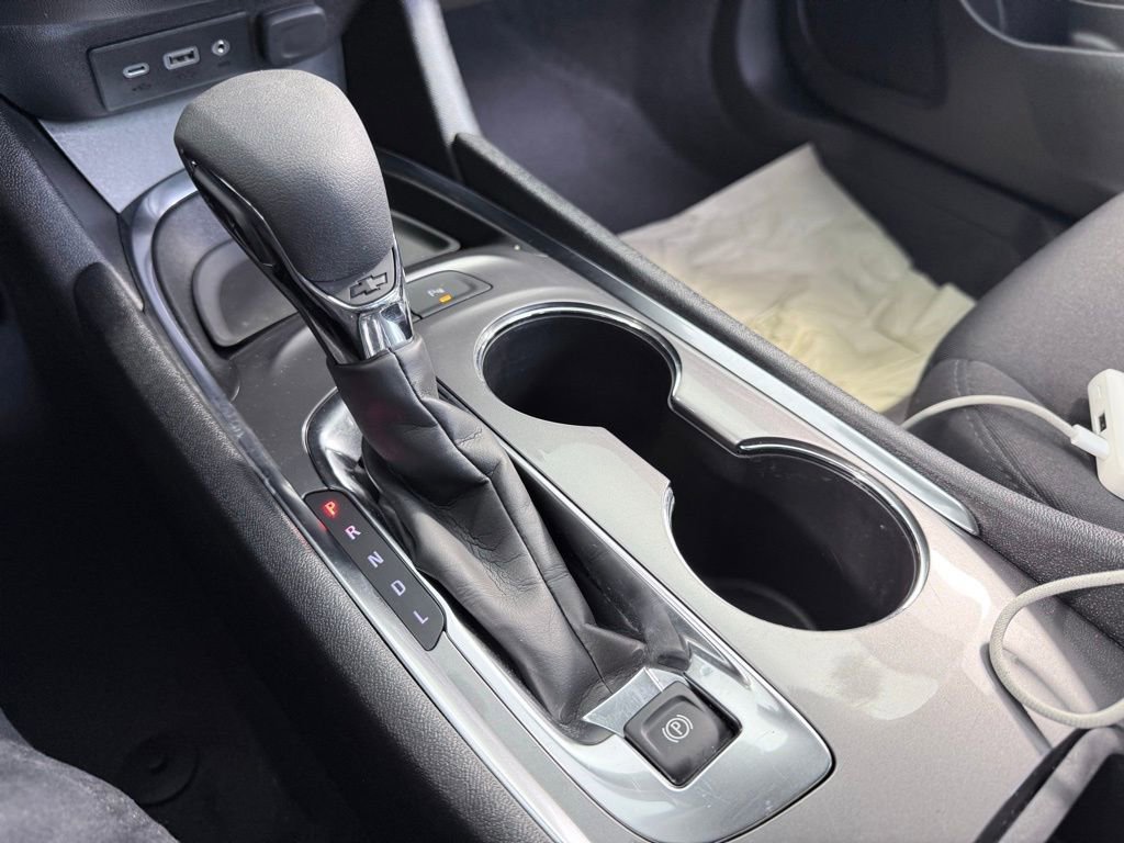 Used 2025 Chevrolet Malibu LT image 21