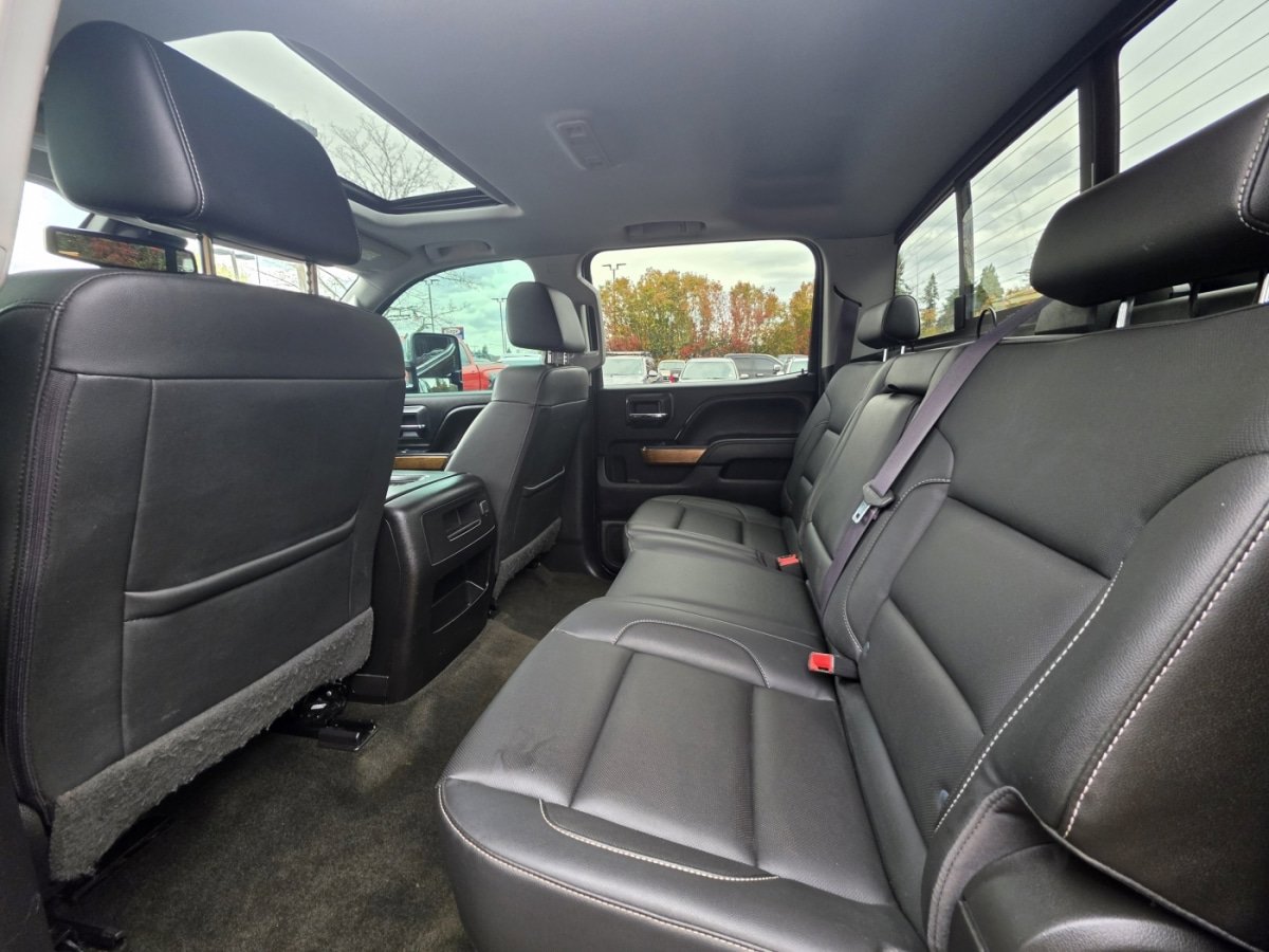 Used 2016 Chevrolet Silverado 2500 LTZ w/ LTZ Plus Package AWD/4WD image 18