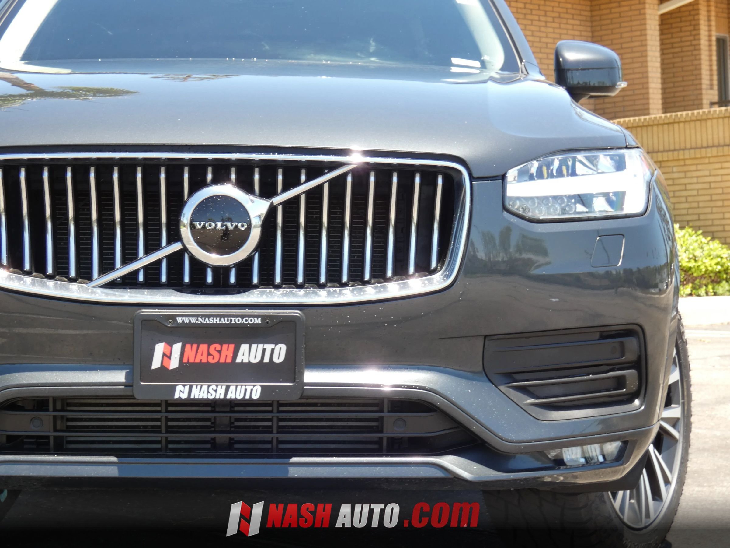 Used 2022 Volvo XC90 T5 Momentum w/ Climate Package AWD/4WD image 16