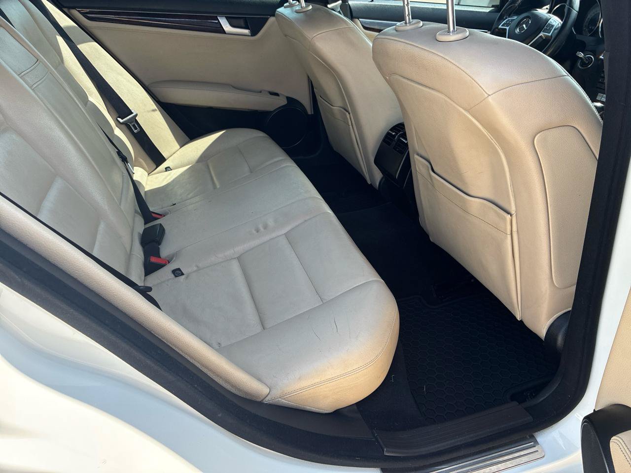 Used 2013 Mercedes-Benz C 300 4MATIC Sedan image 35