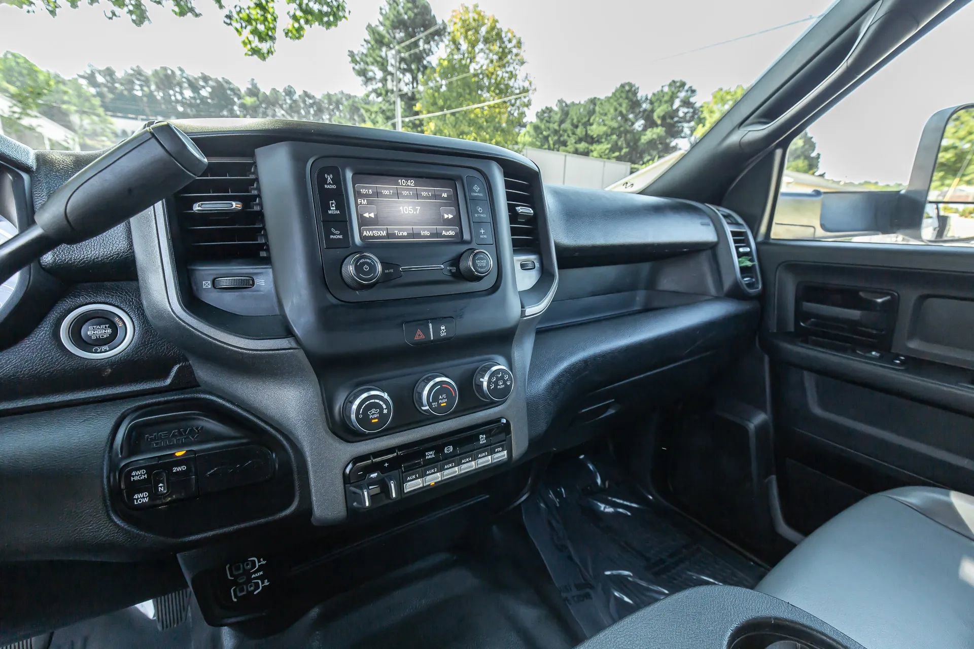 Used 2021 RAM 3500 Tradesman w/ Max Tow Package image 18
