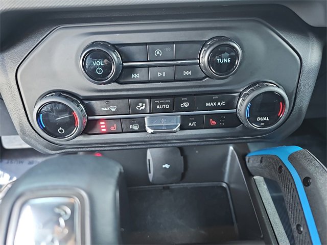 Certified 2024 Ford Bronco Black Diamond image 25