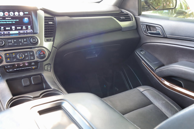 Used 2018 Chevrolet Tahoe LT w/ LT Signature Package image 27